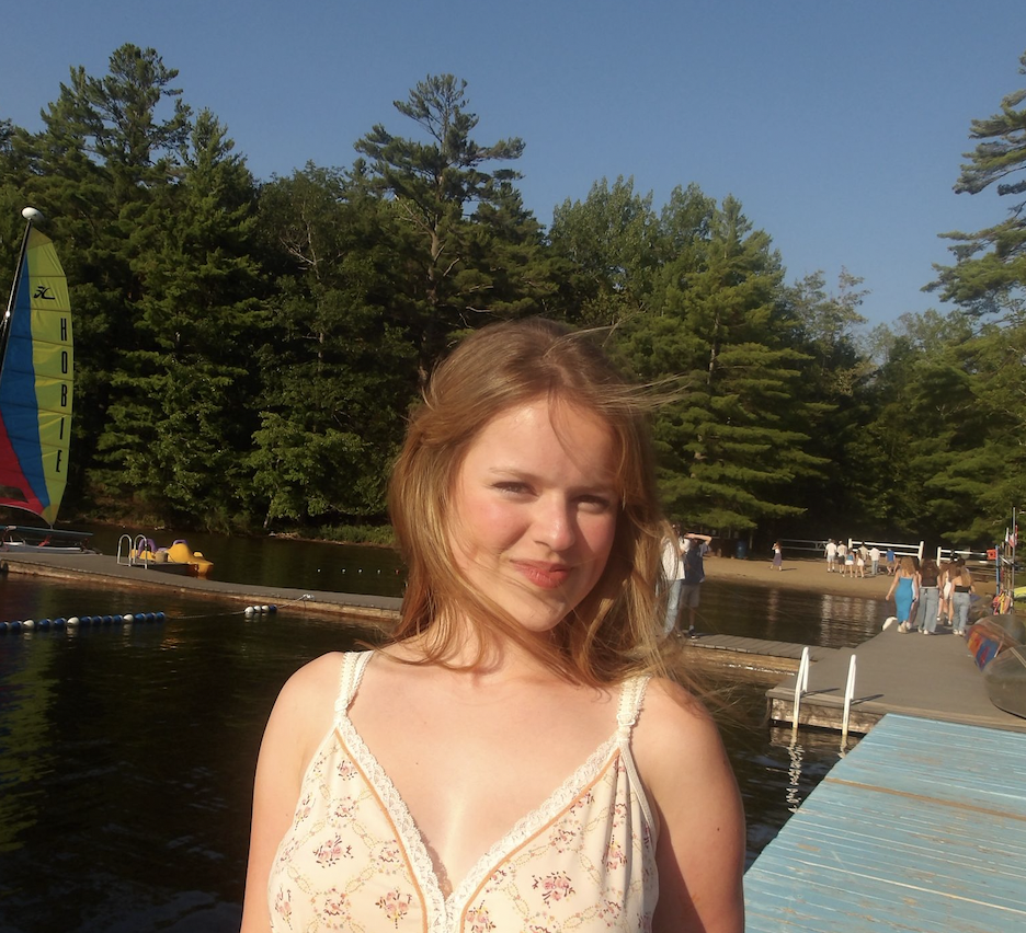 photo of Lara wrennall